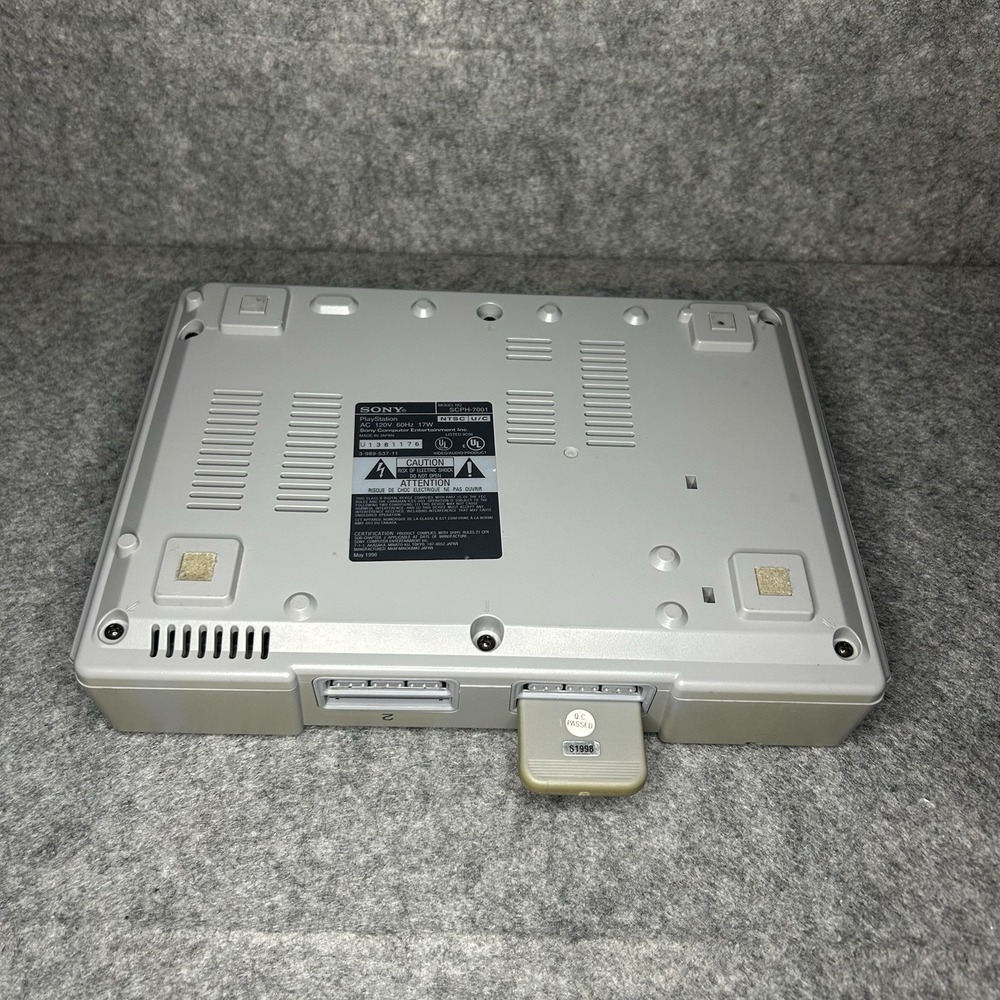 Ps1 Console Only Tested Working Memory Card Included - Picture 5 of 9